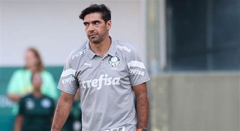 Pvc Compara Refor O Do Palmeiras Atual Jogador Do Elenco