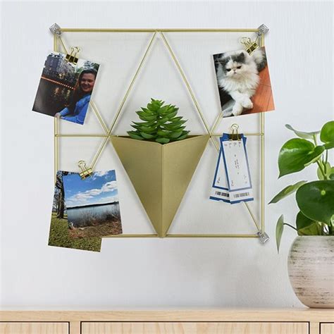 Wpmg3268 Gold Triangle Metal Grid With Pocket Wall Organizer By Wallpops