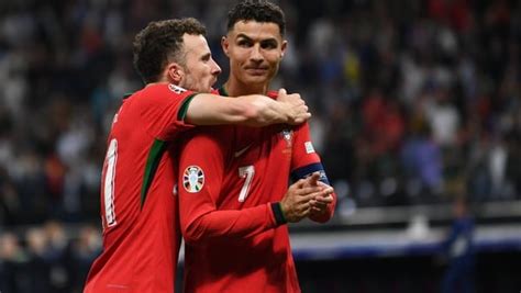 Embarrassing Hamann Slams Irresponsible Ronaldo