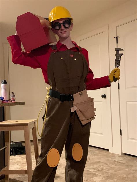 Engineer Cosplay : r/tf2