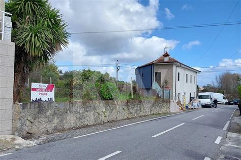 Terreno na Rua de São Mamede da Seroa e Rua das Escolas da Costa