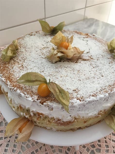 Patycake Naked Cake Recheado P Ssegos E Decorado Physalis