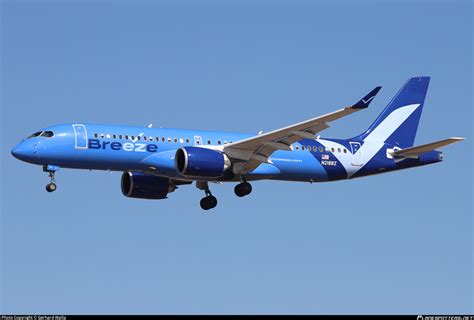 N Bz Breeze Airways Airbus A Bd A Photo By Gerhard