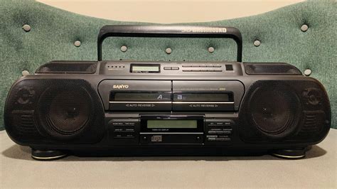 Sanyo Mcd Z60f Radio Cd Cassette Youtube