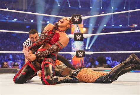 Bianca Belair Defeats Becky Lynch For The Raw Championship Foto 6 De 21