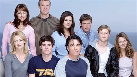 Famosa Série Dos Anos 2000 The Oc Um Estranho No Paraíso” Está De