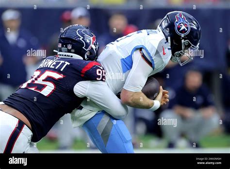 Derek barnett texans hi-res stock photography and images - Alamy