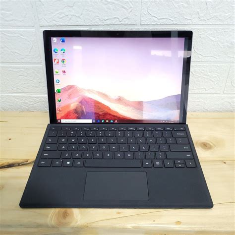 MICROSOFT SURFACE PRO 7 Intel I5 1035G4 RAM 8GB SSD 256GB With Keyboard