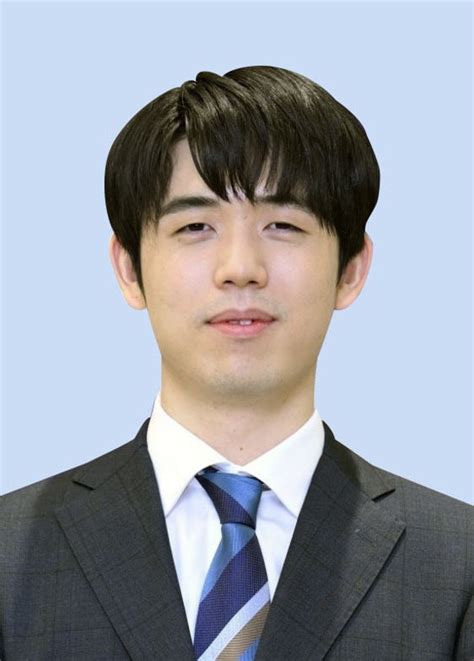 藤井名人、名人戦初防衛に王手 将棋7番勝負で3連勝（共同通信） Yahoo ニュース