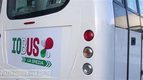 Presentato Alla Spezia Il Nuovo Bus Turistico Scoperto Il Secolo XIX