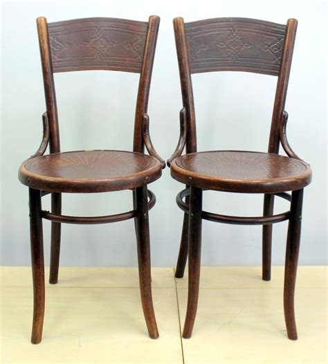 Michael Thonet Paar antike Cosmos Thonet Stühle 2 Barnebys