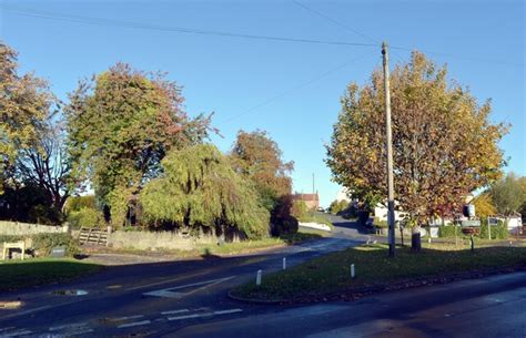 Shortsill Lane Leaving York Road Flaxby Habiloid Cc By Sa