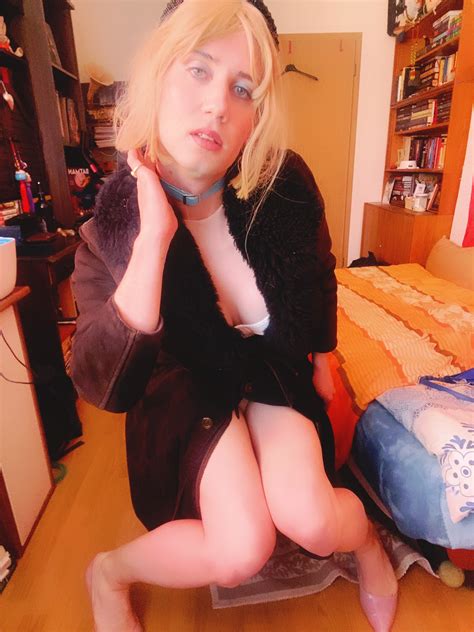 Anna Rios Being A Blonde Big Dick Model Photo 8 AShemaletube