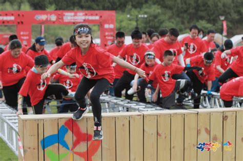 “奔跑吧·少年”伍星东方青少年障碍跑开跑活动体育昌平区