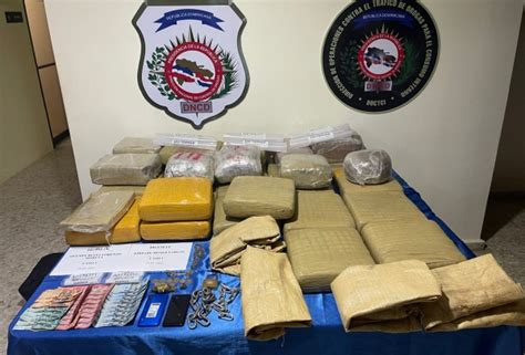 Detienen Dos Y Ocupan 284 Libras De Marihuana