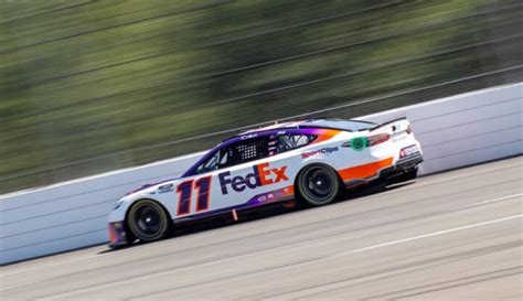 Denny Hamlin Anot Su Tercer Triunfo Del A O Campeones