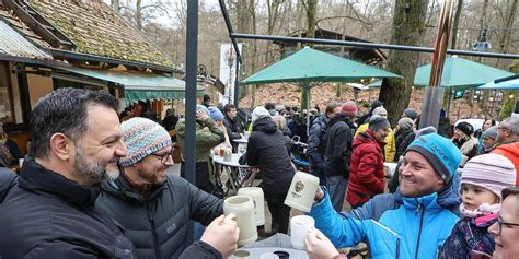 Der Erste Forchheimer Winterzauber Im Kellerwald Ist Ein Riesiger