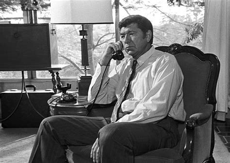 Claude Akins