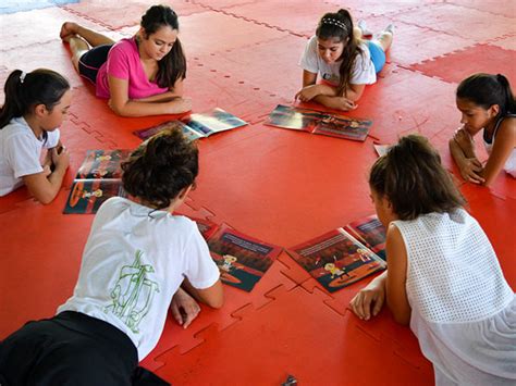 Livro O Circo Chegou Projeto Circo Na Escola