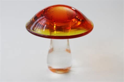 Vintage Viking Glass Mushroom Paperweight Amberina Red Orange Shaded Color