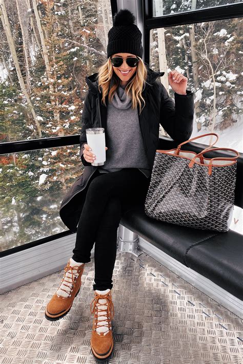 What to Pack for a Ski Trip: Best Gear & Outfit Guide - Fashion Jackson