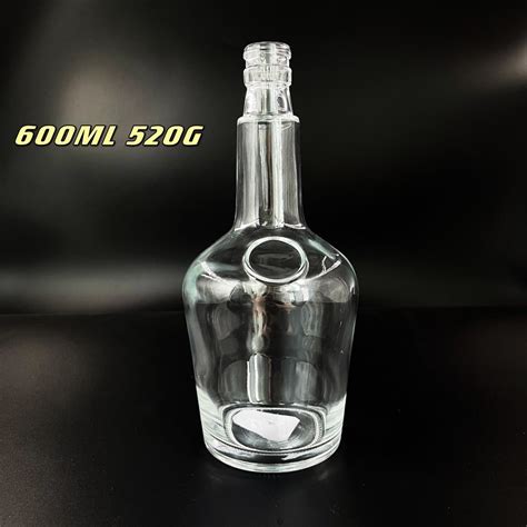 Jingna 600ml Square Spirits Glass Liquor Bottle For Wine Vodka Glass