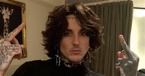 Oli Sykes por que a cena alternativa está tão saudável hoje