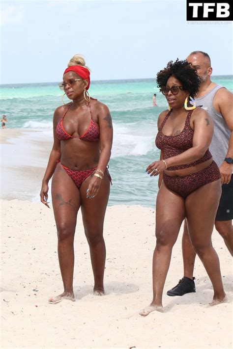 Mary J Blige On Beach 108 Pics Everydaycum💦 And The Fappening ️