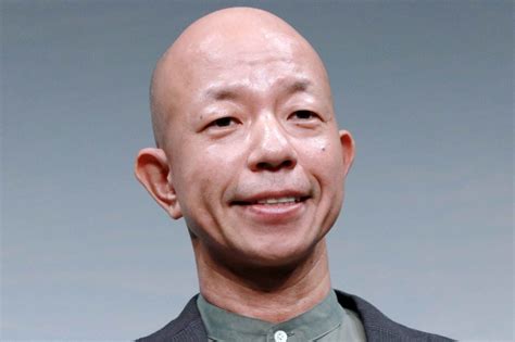 バイきんぐ小峠、caに隠し撮りされた自身の姿に驚き「くっきり」 Fumumu