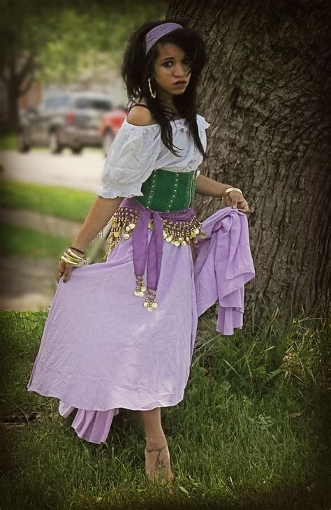 Esmeralda Cosplay (2) by Yrrebsa on DeviantArt