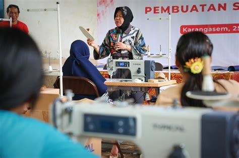 Pelatihan Pemberdayaan Masyarakat Agar Dapat Mandiri Secara Ekono