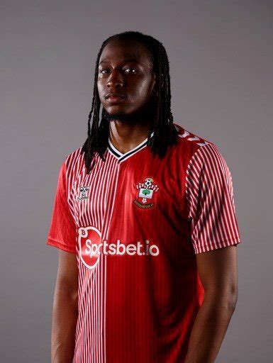 Southampton FC 2023 24 Hummel Home Kit Released The Kitman