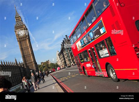 Big Ben And Bus Stock Photo Alamy