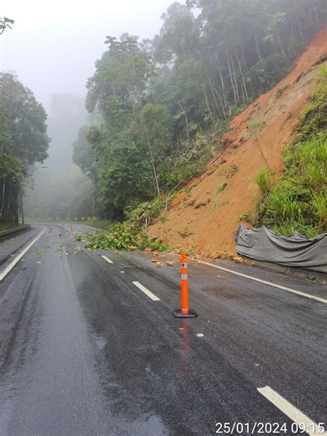 Rodovia dos Tamoios Serra Antiga é fechada por causa das chuvas