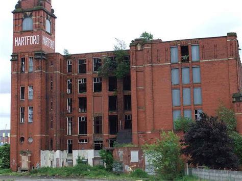 20 Abandoned British Buildings That Are All Kinds Of Weird Abandoned