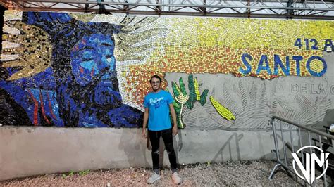 Arte Fe Y Reciclaje Oscar Olivares Crea Mural Gigante Con Miles De