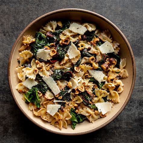 Swiss Chard Pasta With Toasted Hazelnuts and Parmesan Recipe | Epicurious