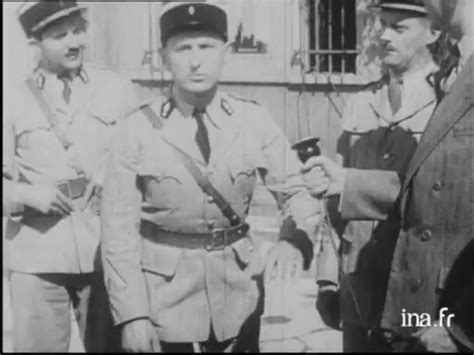 Bourvil La Tagada Tactique Du Gendarme Vid O Dailymotion