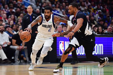 In Debut With Mavs Kyrie Irving Drops 24 To Lead Win Over Clippers