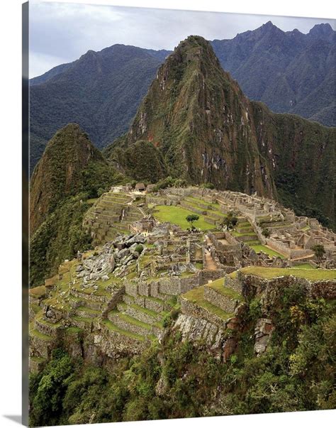 Machu Picchu Peru On Gray Cloudy Morning Picchu Machu Picchu Machu