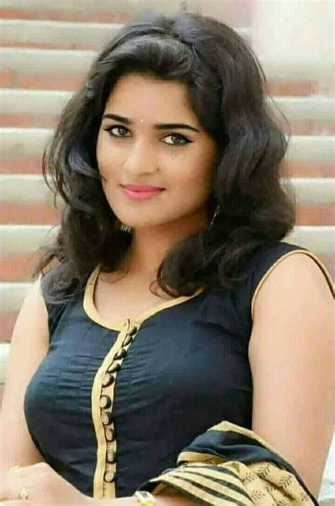 Pin By Satrughana On Poonam Samal Beauty Girl Sexy Beauty Beautiful