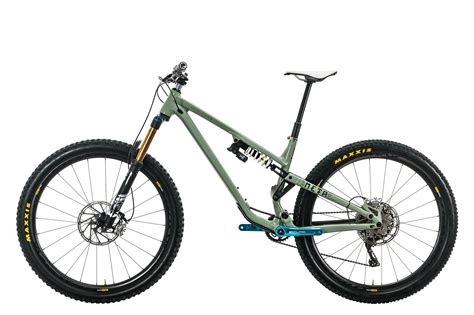 2021 Commencal Bikes Meta TR