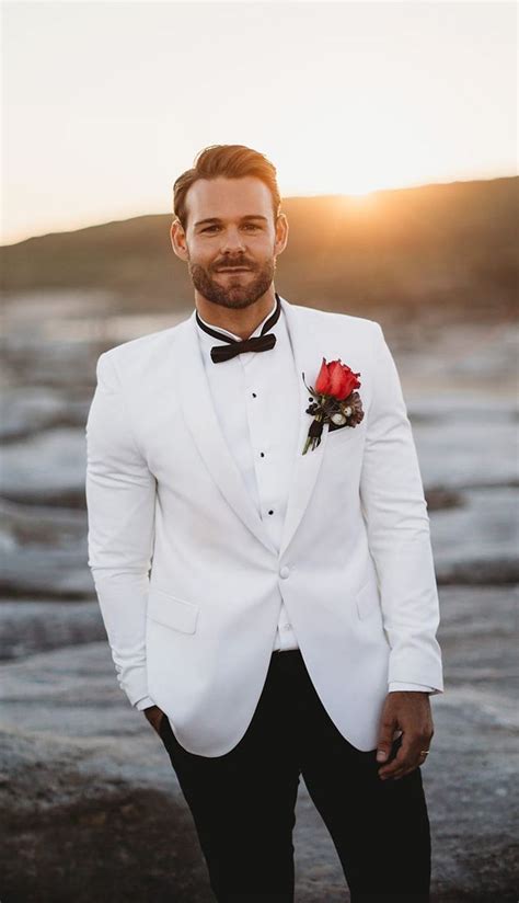 19 Best Wedding Grooms Suits For The Incredible Grooms Wedding Suits Groom Best Wedding Suits