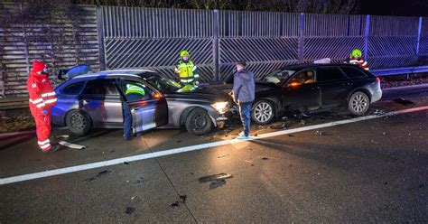 Stau Nach Verkehrsunfall Der West Autobahn