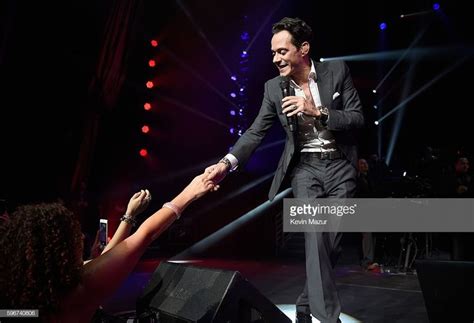 Marc Anthony In Concert New York City Photos And Premium High Res