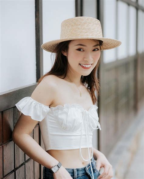 Hot Sexy Khanh Vy Bikini Pics