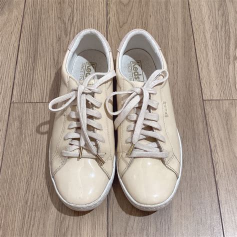 Keds Ortholite Cream Gloss Fesyen Wanita Sepatu Di Carousell