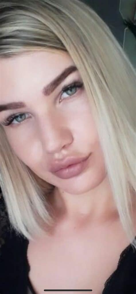 Katty Blonde Webcam Model Profile XHamsterLive