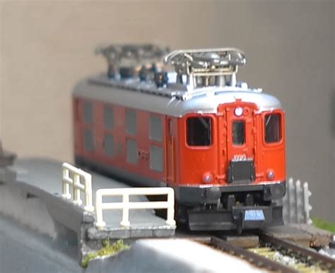 Yahoo オークション HOBBYTRAIN KATO SBB CFF Re4 4 SWISS 電気機関