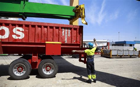 El tráfico portuario crece más del 3 en la Bahía de Cádiz y roza los